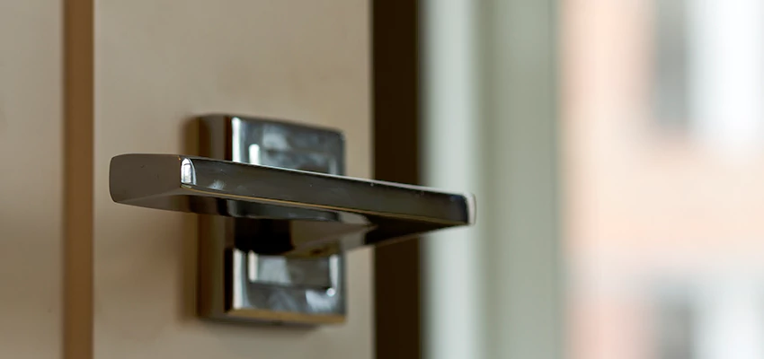 Door Lever Knob Repair in Bear Valley Springs, California