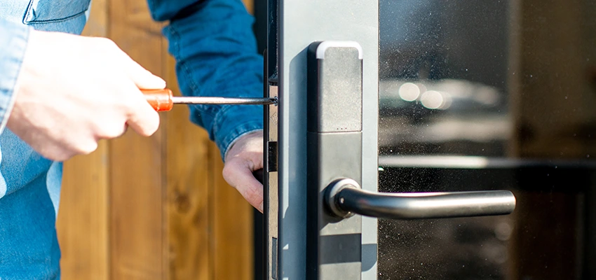 Aluminium Door Lock Replacement in Bear Valley Springs, California